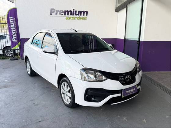 TOYOTA ETIOS 1.5 X PLUS 16V FLEX 4P AUTOMÁTICO TOYOTA ETIOS 1.5 X PLUS 16V FLEX 4P AUTOMÁTICO